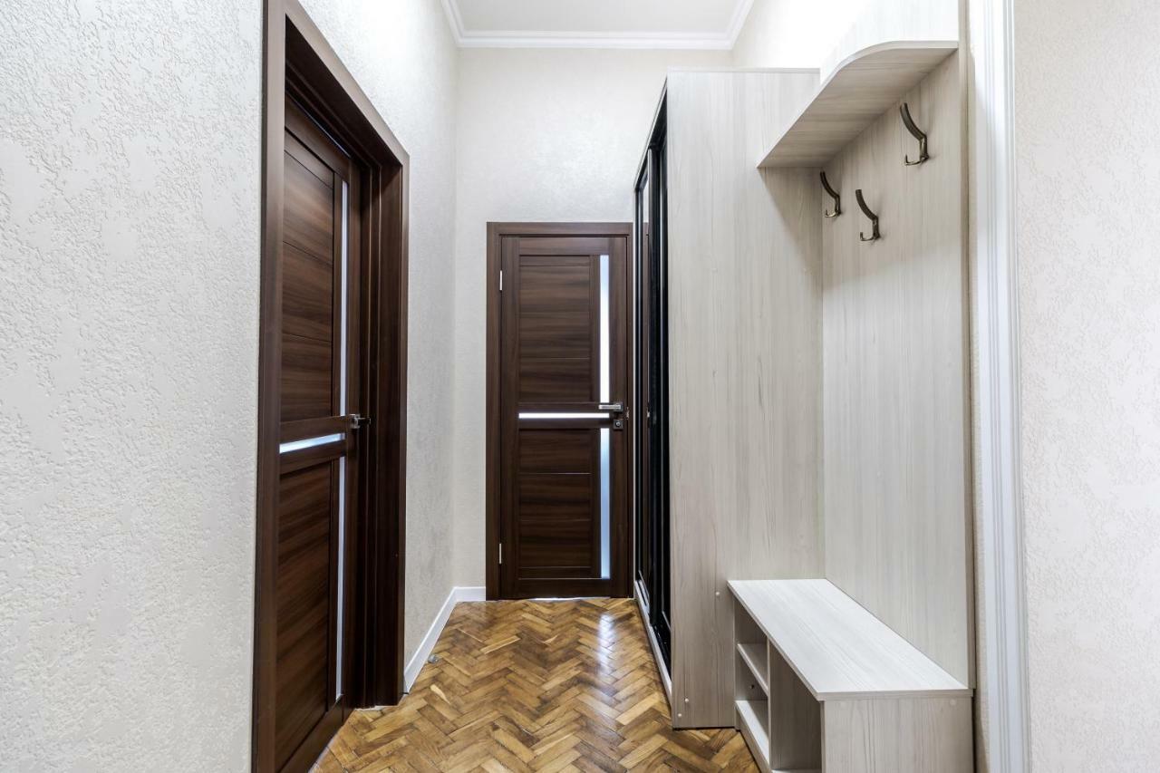 Inshiapartments On Liberty Avenue 2 Lviv Buitenkant foto