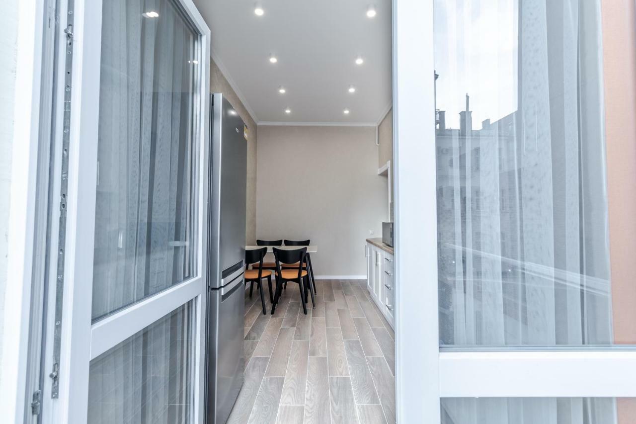 Inshiapartments On Liberty Avenue 2 Lviv Buitenkant foto